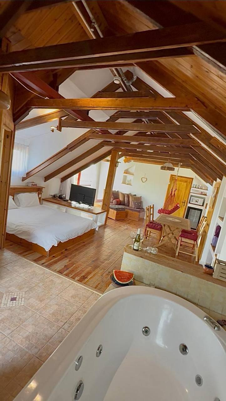 Villa The Calm West Liman Exterior foto